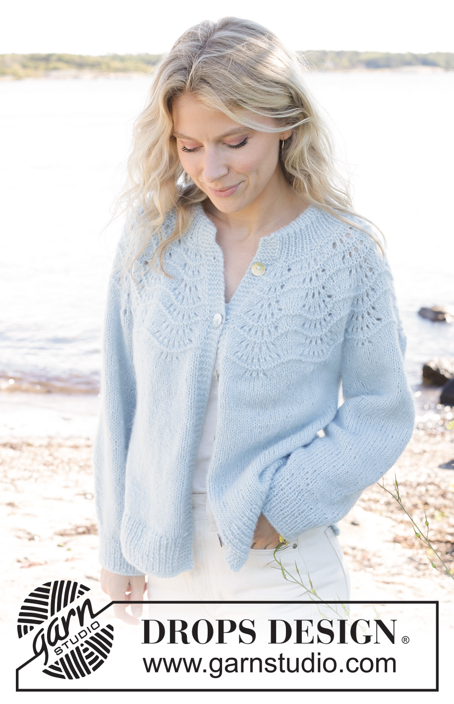 Tidal Treasures Jacket / DROPS 239-7 - Knitted jacket in DROPS Air. Piece is knitted top down with wave pattern and round yoke. Size: S - XXXL