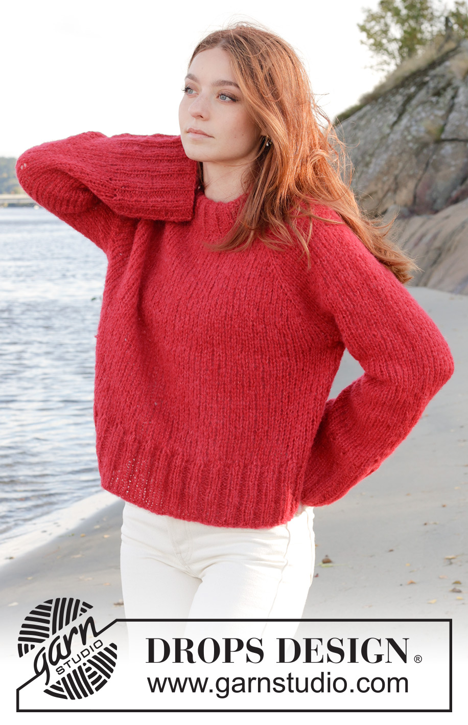 August Sunset / DROPS 240-32 - Knitted sweater in 2 strands DROPS Brushed Alpaca Silk or 1 strand DROPS Air and 1 strand Brushed Alpaca Silk. Piece is knitted top down with raglan, double neck edge and vents in the sides. Size: S - XXXL
