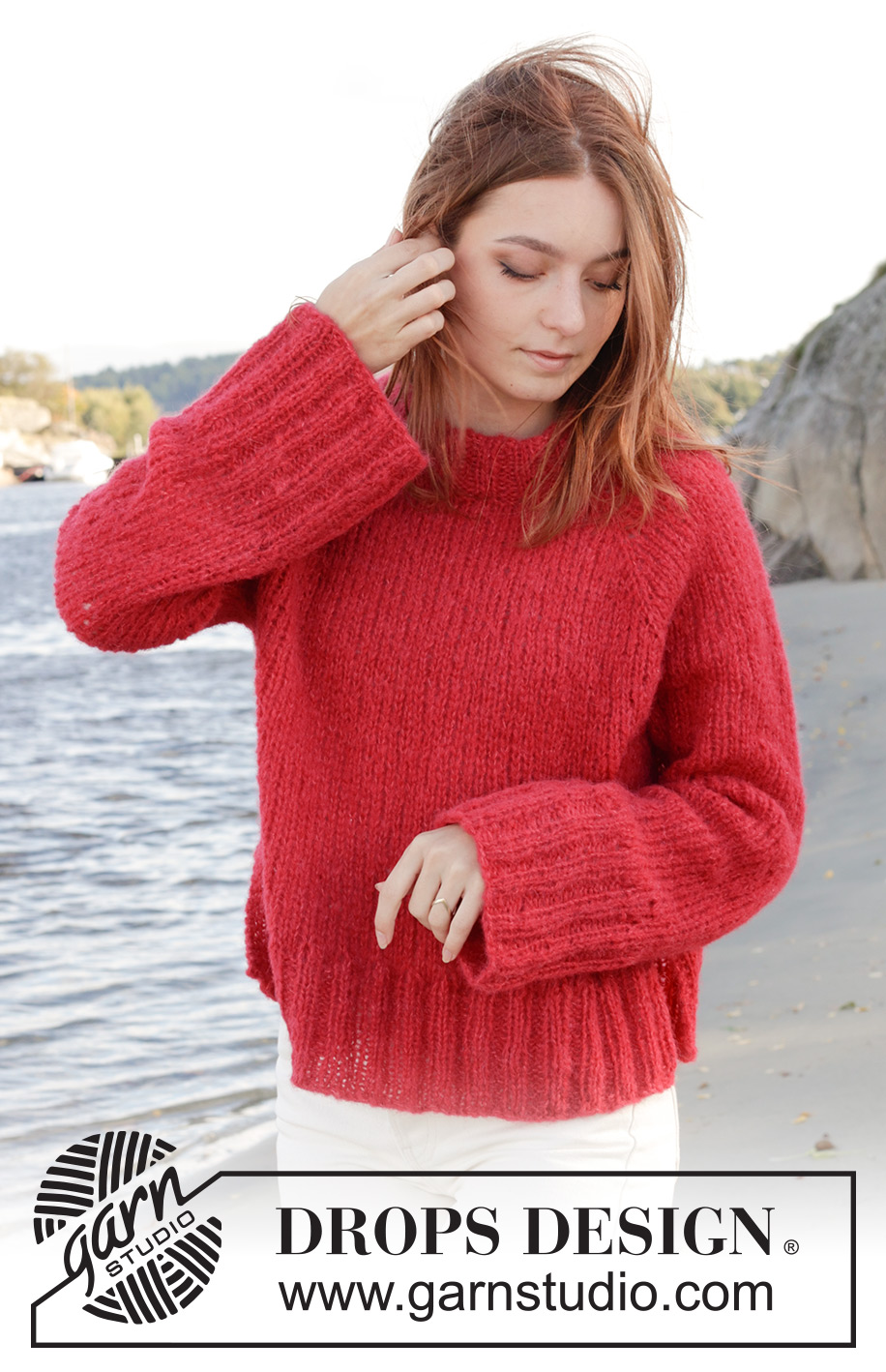 August Sunset / DROPS 240-32 - Knitted sweater in 2 strands DROPS Brushed Alpaca Silk or 1 strand DROPS Air and 1 strand Brushed Alpaca Silk. Piece is knitted top down with raglan, double neck edge and vents in the sides. Size: S - XXXL