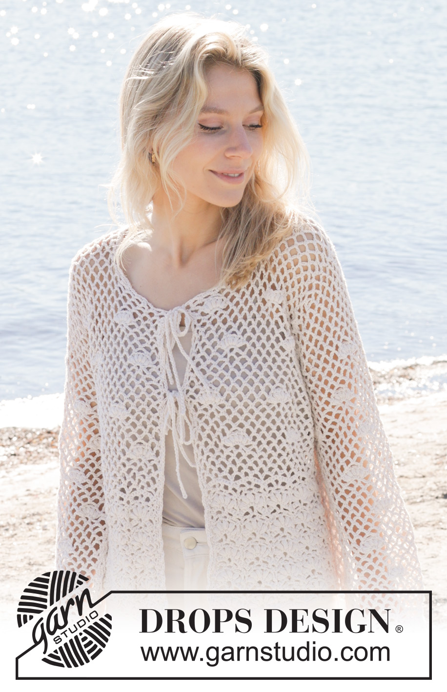 Shell Seeker Cardigan / DROPS 240-4 - Virkad kofta i DROPS Belle. Arbetet virkas nedifrån och upp med hålmönster och muscher. Storlek S - XXXL.