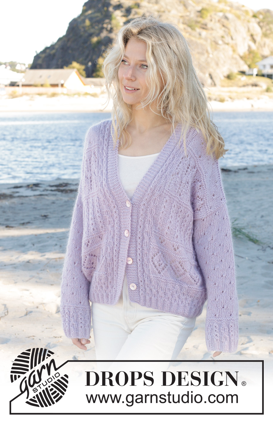 Fabled Harbour Cardigan / DROPS 241-10 - DROPS Kid-Silk ja DROPS Alpaca lõngadest alt üles kootud pitsmustriga kardigan suurustele S kuni XXXL