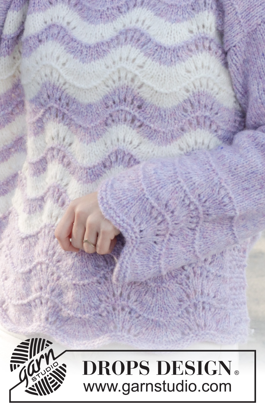 Lavender Lightning / DROPS 241-21 - Pull tricoté de bas en haut avec point de vagues et rayures, en DROPS Air. Du S au XXXL