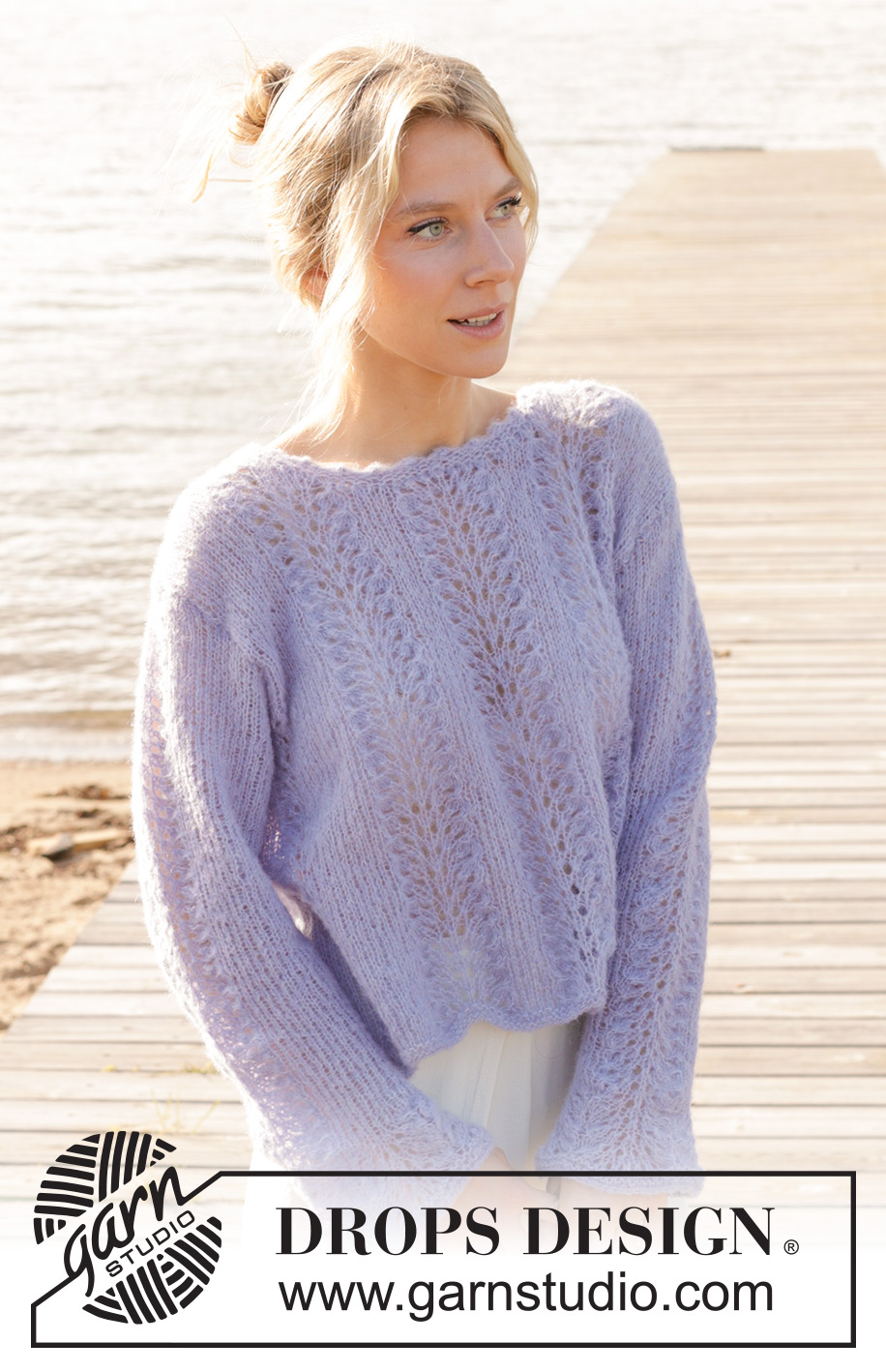 Trip to Provence / DROPS 241-29 - Gebreide trui in DROPS Brushed Alpaca Silk. Het werk wordt van onder naar boven gebreid met golfpatroon en trompetmouwen. Maat: S - XXXL