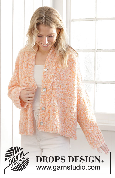 Peach Blossom Cardigan / DROPS 241-34 - Gestrickte Jacke in DROPS Alpaca Bouclé und DROPS Kid-Silk. Die Arbeit wird von unten nach oben mit Zopfmuster, glatt rechts und Seitenschlitzen gestrickt. Größe XS - XXL.
