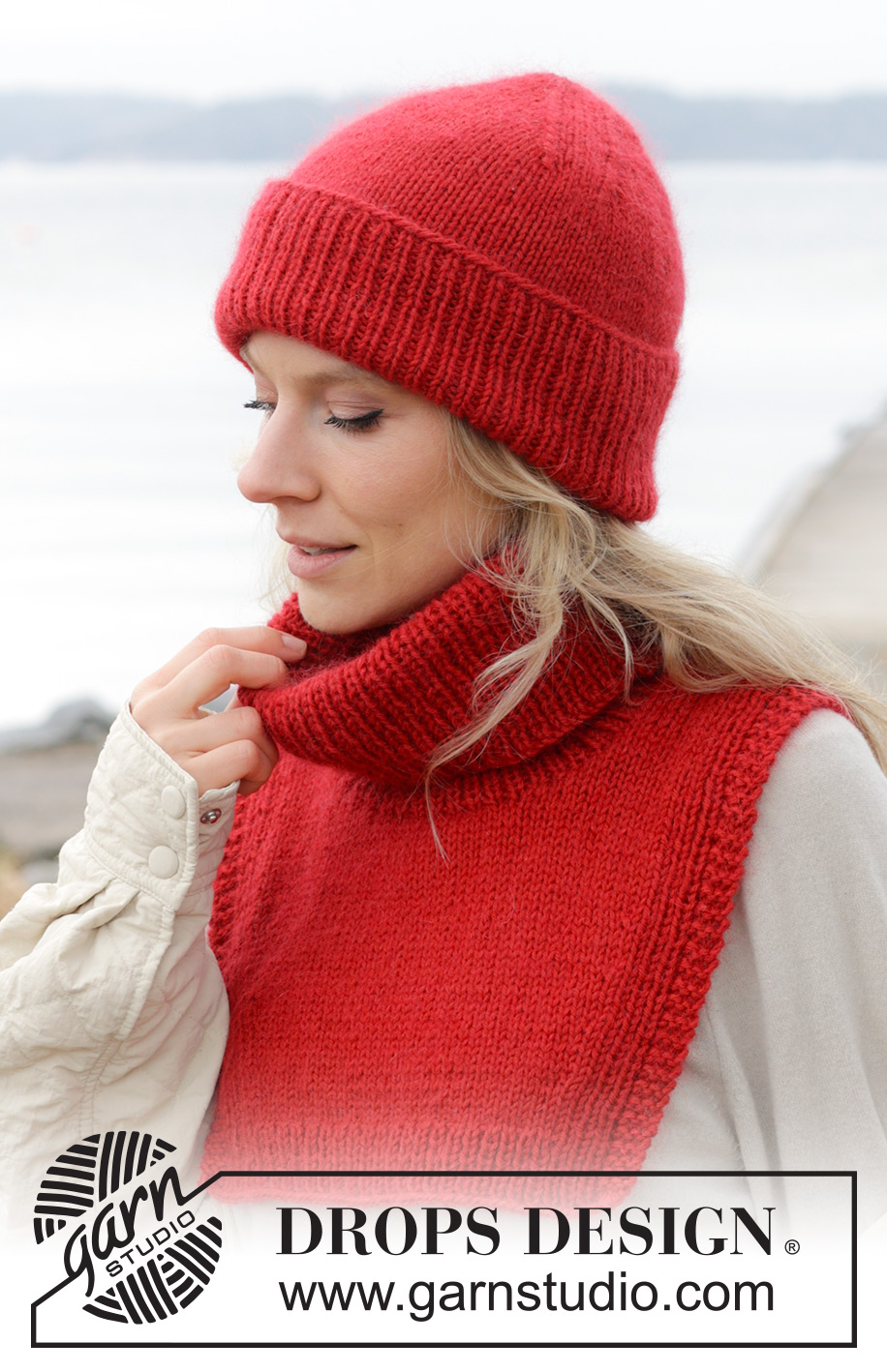 Cardinal Song / DROPS 242-22 - Knitted neck-warmer and hat in DROPS Lima and DROPS Kid-Silk. The piece is worked bottom up.