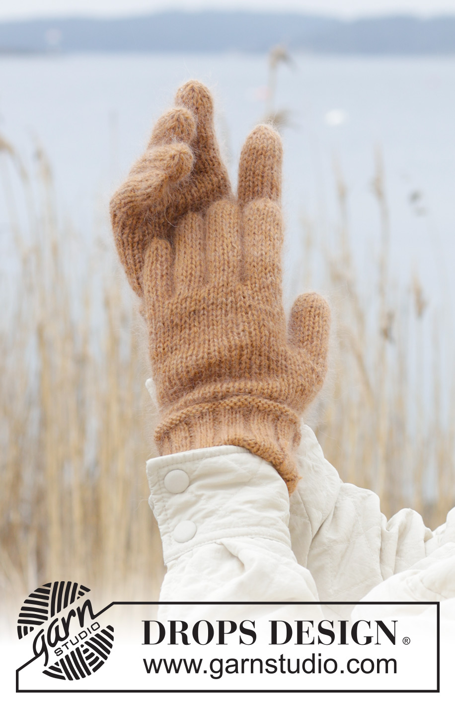 Soft Caramel Gloves / DROPS 242-26 - Knitted gloves in DROPS Nord and DROPS Kid-Silk. The piece is worked in stocking stitch.