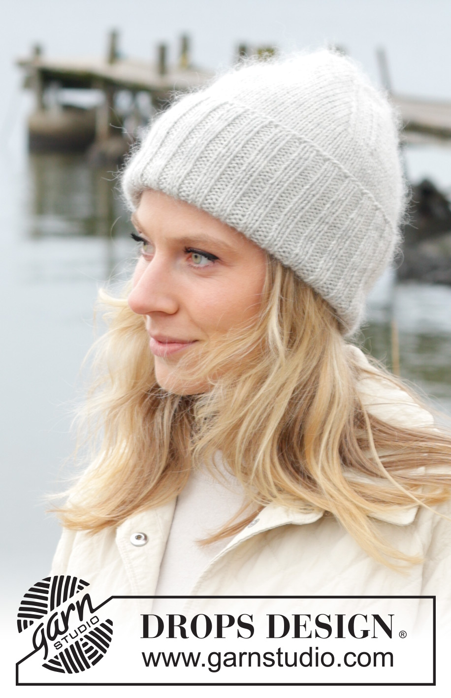 Silver Day Hat / DROPS 242-48 - Gebreide muts in DROPS Lima en DROPS Kid-Silk. Het werk wordt van onder naar boven gebreid.