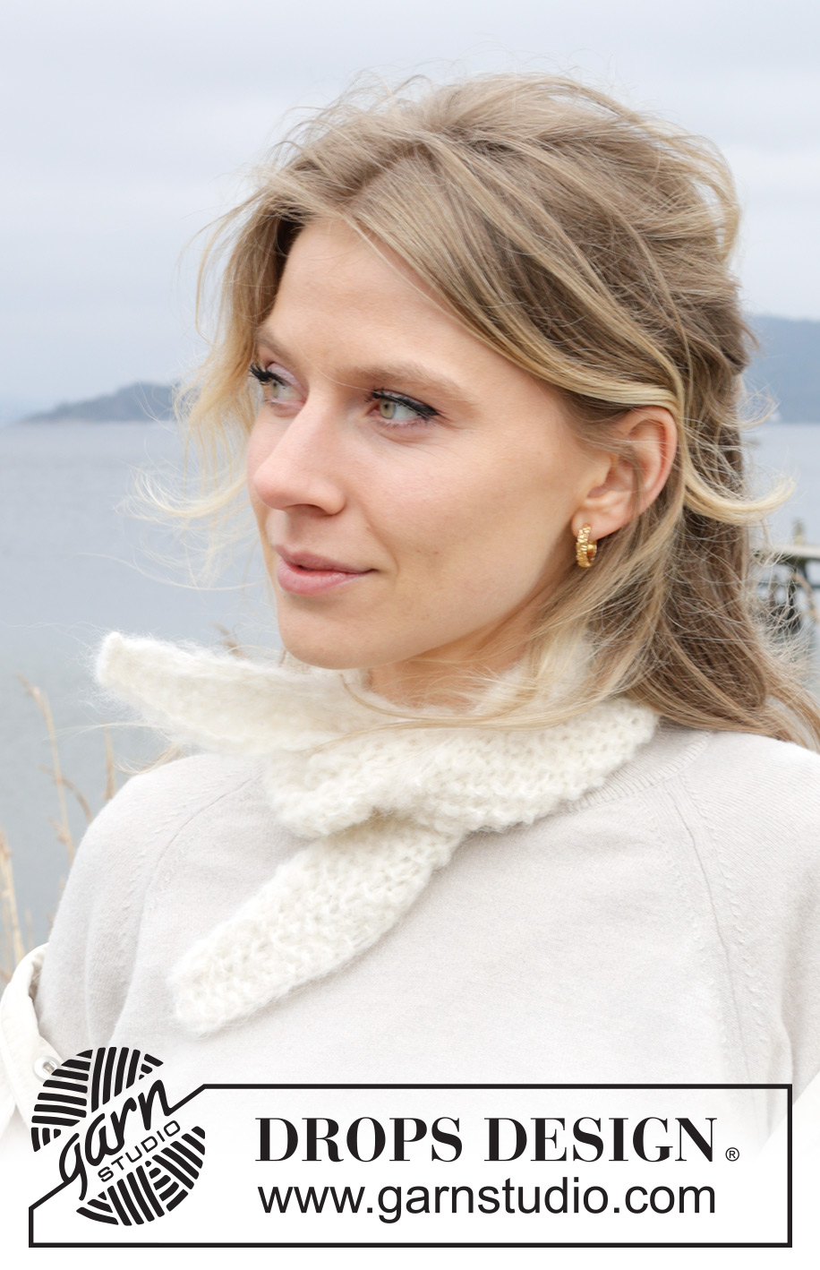 Mimie Shawl / DROPS 242-56 - Knitted shawl in DROPS Melody. The piece is worked sideways in moss stitch.