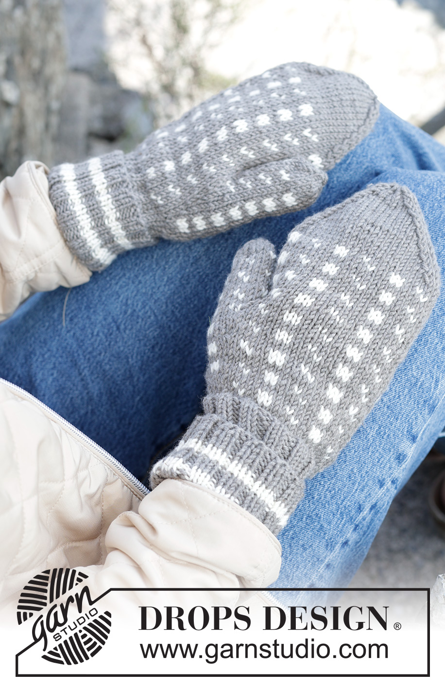 Winter Twilight Mittens / DROPS 242-64 - Knitted mittens with Nordic pattern in DROPS Merino Extra Fine.