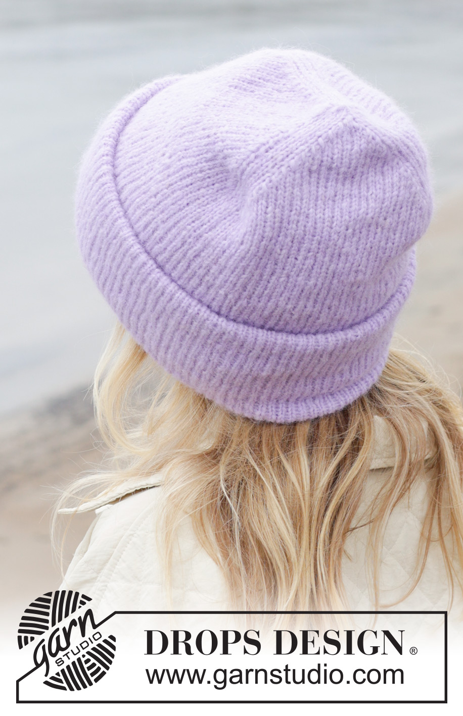 Edge of Twilight Hat / DROPS 242-7 - Strikket vendbar hipsterhue / hue i DROPS Air. Størrelse S - XL.