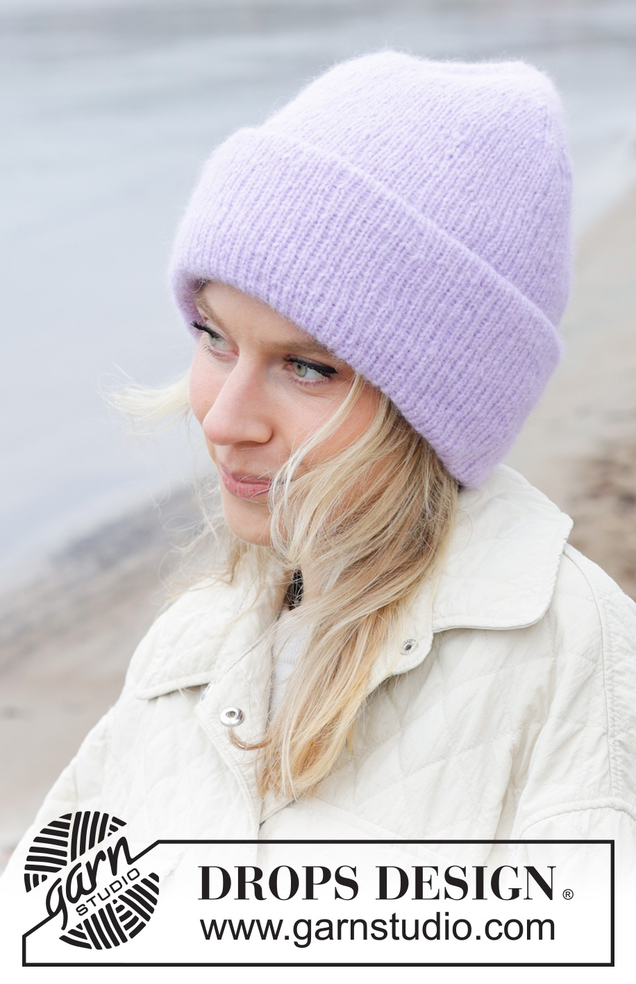 Edge of Twilight Hat / DROPS 242-7 - Strikket vendbar hipsterhue / hue i DROPS Air. Størrelse S - XL.