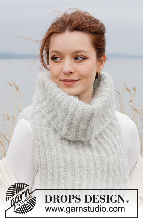 Autumn Winds Neck Warmer / DROPS 242-9 - Free knitting patterns by