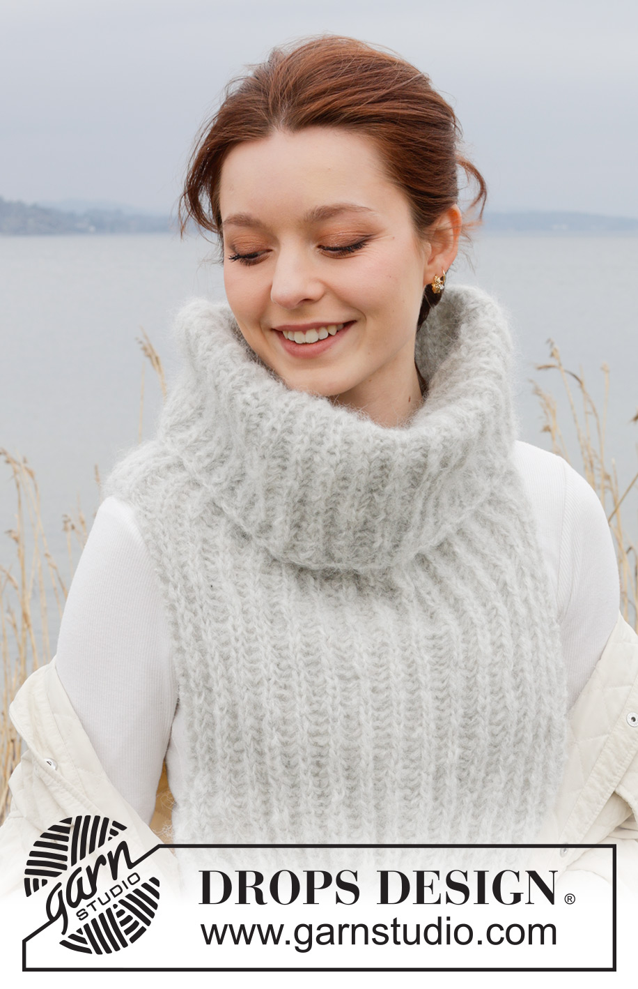 Autumn Winds Neck Warmer / DROPS 242-9 - Gebreide halswarmer in DROPS Melody. Het werk wordt van onder naar boven gebreid met Engelse patentsteek.