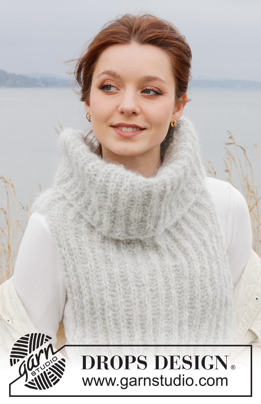 Autumn Winds Neck Warmer / DROPS 242-9 - Gebreide halswarmer in DROPS Melody. Het werk wordt van onder naar boven gebreid met Engelse patentsteek.