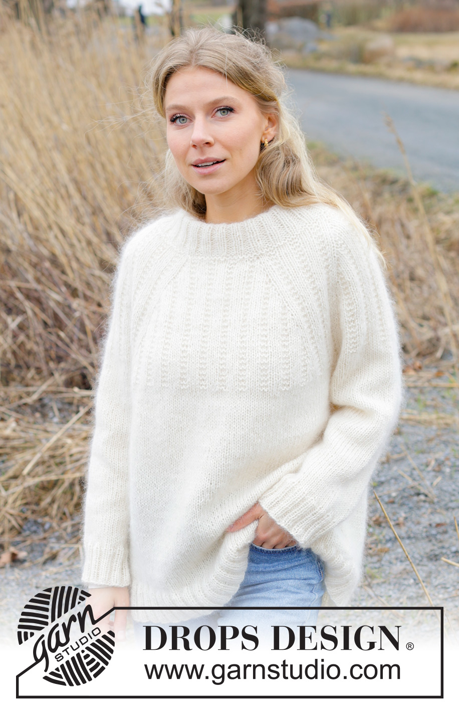 Winter Owl Sweater / DROPS 243-1 - DROPS Nord ja DROPS Kid-Silk lõngadest ülevalt alla kootud reljeefse mustriga, topeltkaelusega ja raglaanvarrukatega džemper suurustele S kuni XXXL