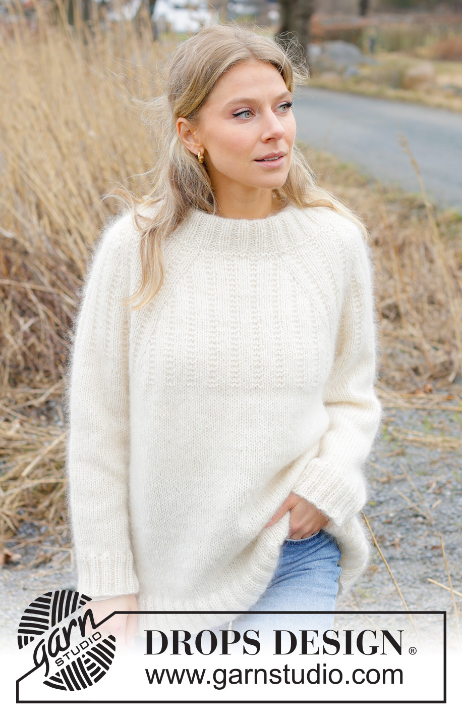 Winter Owl Sweater / DROPS 243-1 - DROPS Nord ja DROPS Kid-Silk lõngadest ülevalt alla kootud reljeefse mustriga, topeltkaelusega ja raglaanvarrukatega džemper suurustele S kuni XXXL