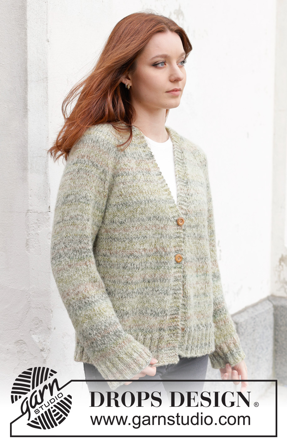 Hidden Forest Cardigan / DROPS 243-25 - DROPS Fabel ja DROPS Brushed Alpaca Silk lõngadest ülevalt alla kootud raglaan varrukatega ja V-kaelusega kardigan suurustele S kuni XXXL