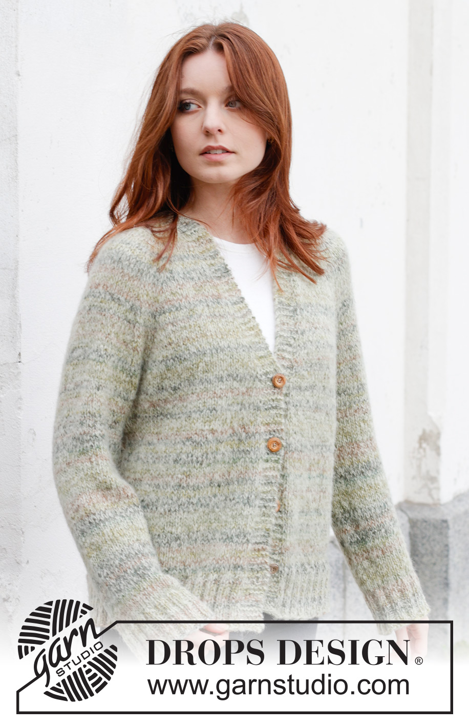 Hidden Forest Cardigan / DROPS 243-25 - DROPS Fabel ja DROPS Brushed Alpaca Silk lõngadest ülevalt alla kootud raglaan varrukatega ja V-kaelusega kardigan suurustele S kuni XXXL