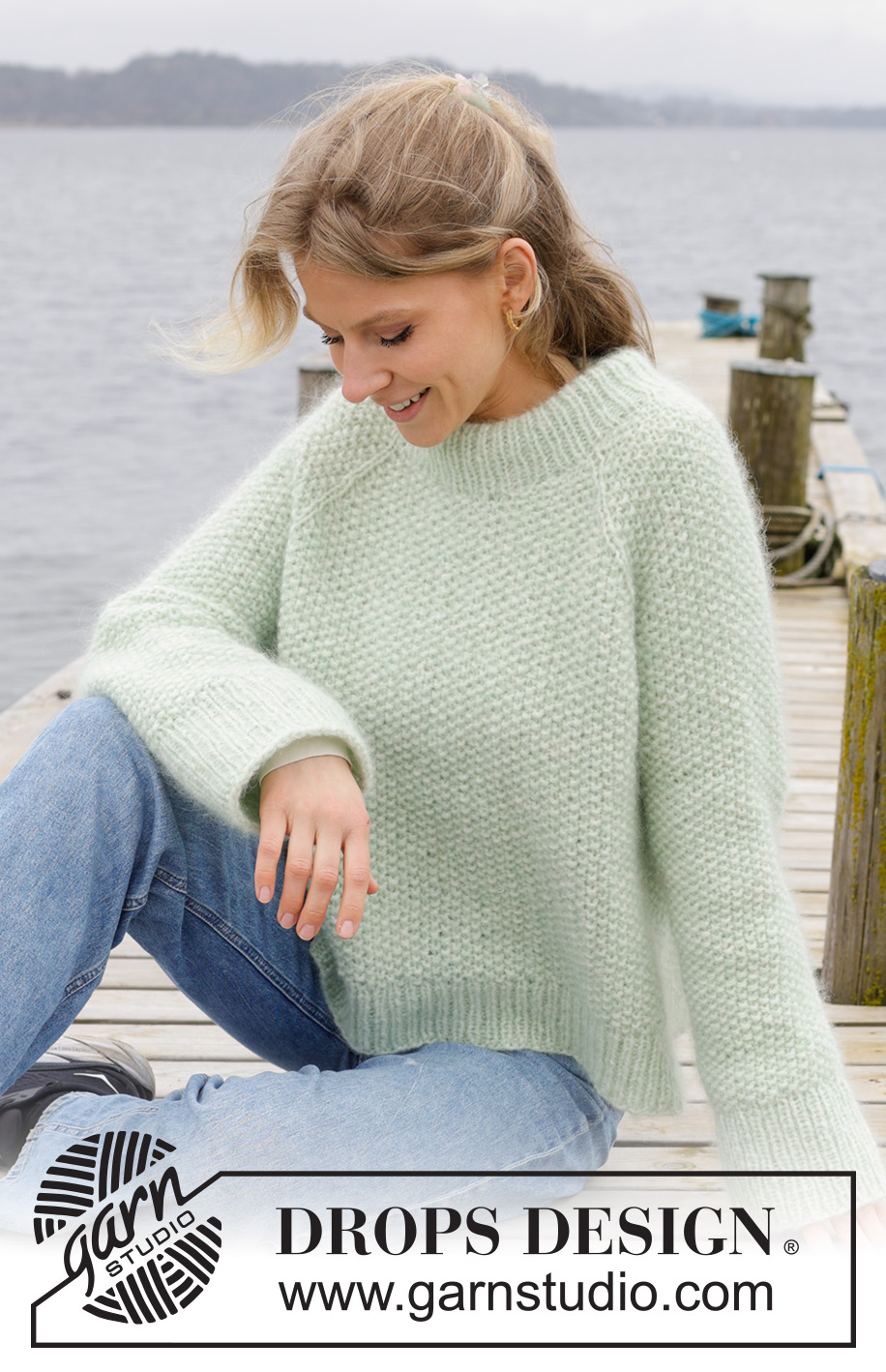 Green Whisper / DROPS 243-3 - Knitted sweater in DROPS Air and DROPS Kid-Silk. The piece is worked top down with moss stitch, double neck, raglan and split in sides. Sizes S - XXXL.