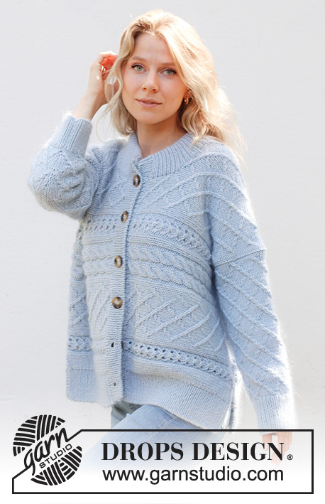 Snow Flake Cardigan / DROPS 243-31 - Poikittain neulottu jakku DROPS Merino Extra Fine- ja DROPS Kid-Silk -langoista. Työssä on palmikoita, pitsineuletta, kaksinkertainen pääntien reunus ja sivuhalkiot. Koot XS - XXL.