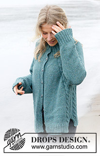 Emerald Lake Cardigan / DROPS 244-11 - Strikket cardigan i DROPS Sky. Arbejdet strikkes oppefra og ned med høj hals, raglan, snoninger og slids i siderne. Størrelse XS - XXL.