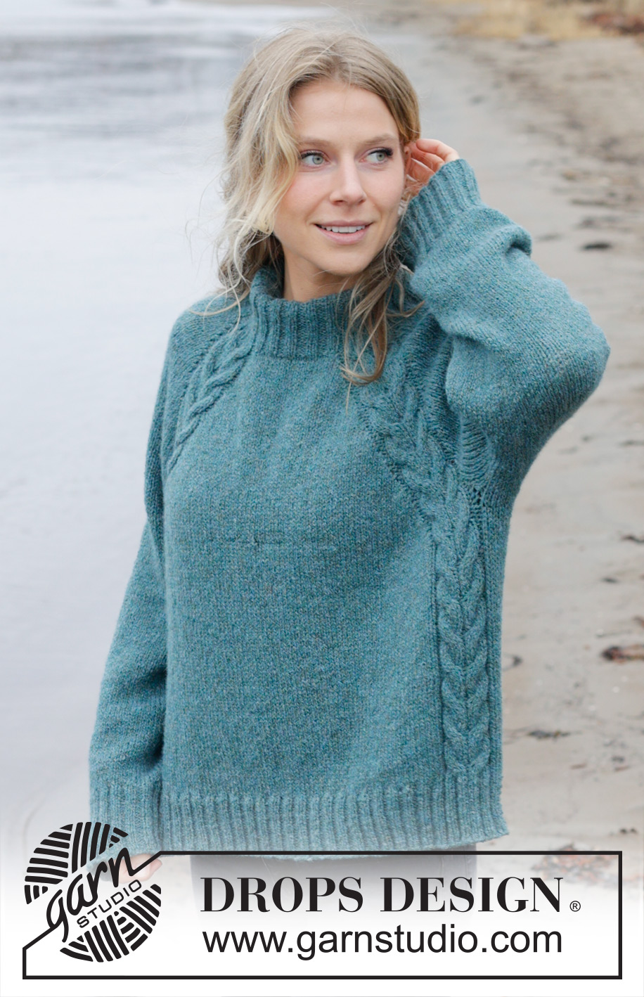 Emerald Lake Sweater / DROPS 244-12 - Strikket bluse i DROPS Sky. Arbejdet strikkes oppefra og ned med høj hals, raglan, snoninger og slids i siderne. Størrelse XS - XXL.