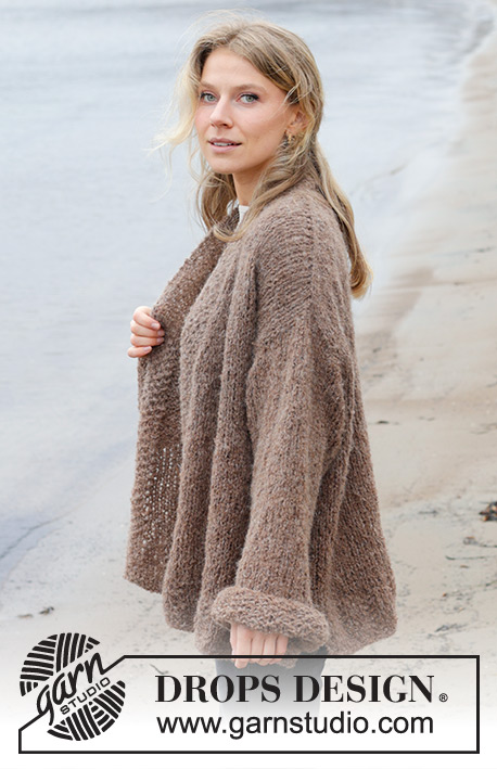 Oversized Hug / DROPS 244-21 - Knitted jacket in DROPS Alpaca Bouclé and DROPS Brushed Alpaca Silk. The piece is worked top down with European/diagonal shoulders. Sizes S - XXXL.