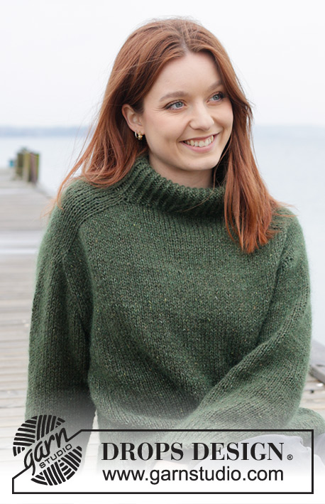 Lucky Sweater / DROPS 244-27 - Gebreide trui in DROPS Soft Tweed en DROPS Kid-Silk. Het werk wordt van boven naar beneden gebreid met dubbele halsrand, zadelschouders en tricotsteek. Maten S - XXXL.