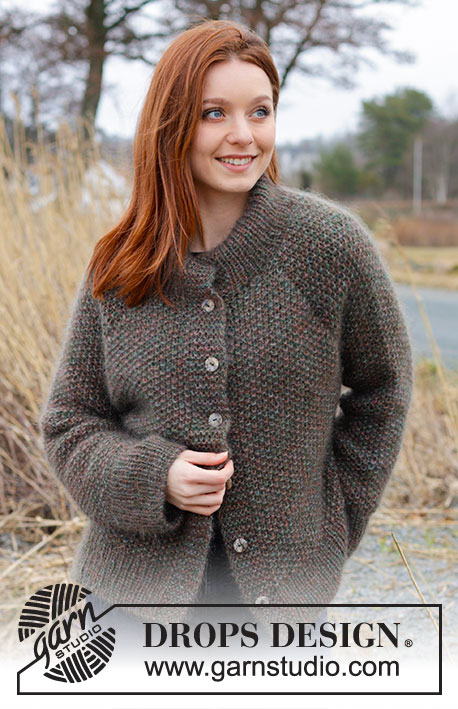 Forest Trails Cardigan / DROPS 244-3 - Stickad kofta i 4 trådar DROPS Kid-Silk. Arbetet stickas uppifrån och ner i moss-stickning med dubbel halskant, raglan och sprund i sidorna. Storlek S - XXXL.