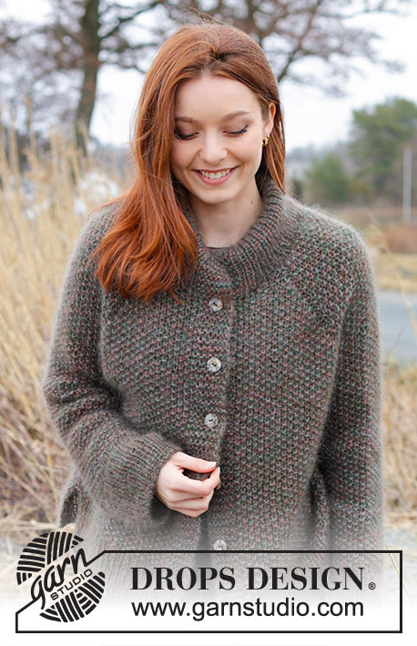 Forest Trails Cardigan / DROPS 244-3 - Stickad kofta i 4 trådar DROPS Kid-Silk. Arbetet stickas uppifrån och ner i moss-stickning med dubbel halskant, raglan och sprund i sidorna. Storlek S - XXXL.