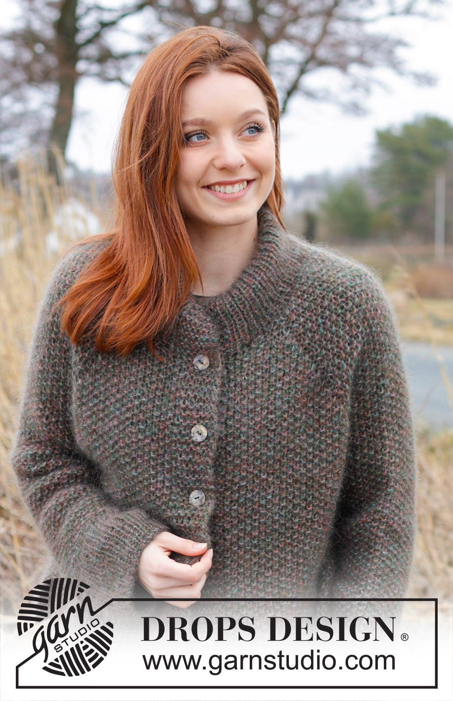 Forest Trails Cardigan / DROPS 244-3 - Stickad kofta i 4 trådar DROPS Kid-Silk. Arbetet stickas uppifrån och ner i moss-stickning med dubbel halskant, raglan och sprund i sidorna. Storlek S - XXXL.