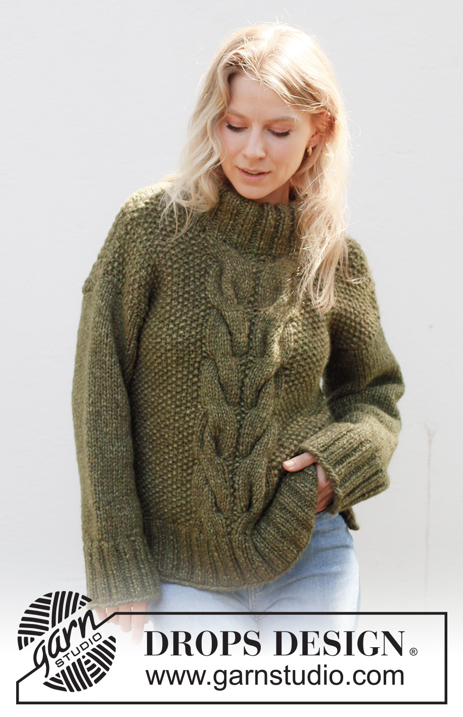 Moss Vine Sweater / DROPS 244-32 - Strikket bluse i 2 tråde DROPS Air eller 1 tråd DROPS Wish. Arbejdet strikkes nedefra og op med snoninger, perlestrik, slids i siderne og dobbelt halskant. Størrelse XS - XXL.