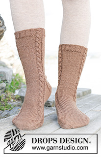 Halvhöga sockar / DROPS 244-36