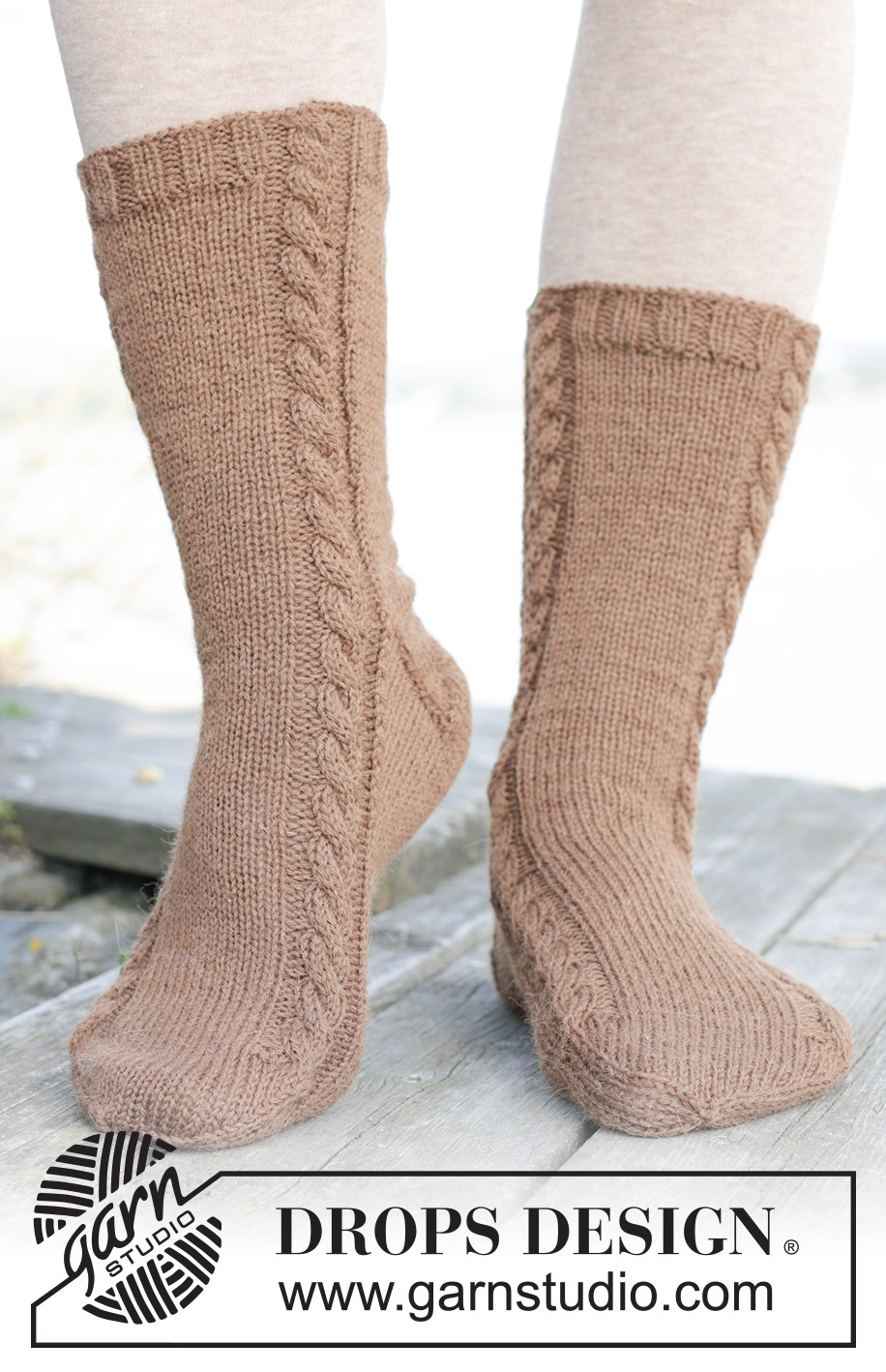 Braided Branches / DROPS 244-36 - Knitted socks in stocking stitch with simple cables in DROPS Nord. Sizes 35 – 43.