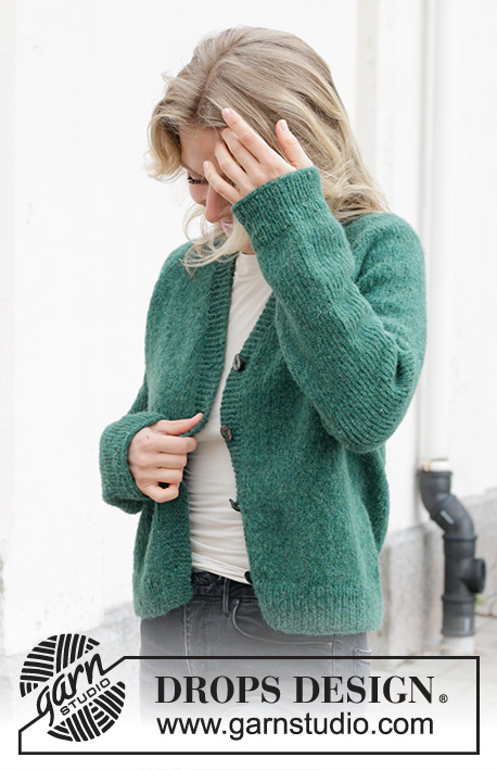 No Nonsense Cardigan / DROPS 244-8 - Casaco tricotado de cima para baixo, em DROPS Air. Tricota-se com cavas raglan e decote em V. Do S ao XXXL.