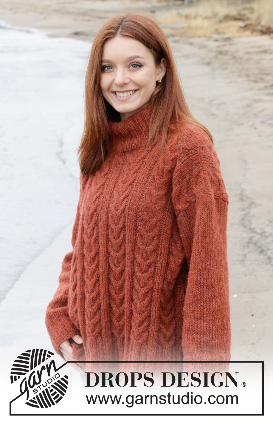 Flaming Heart Sweater / DROPS 245-10 - Strikket bluse DROPS Brushed Alpaca Silk. Arbejdet strikkes nedefra og op med snoninger, dobbelt halskant og slids i siderne. Størrelse S - XXXL.