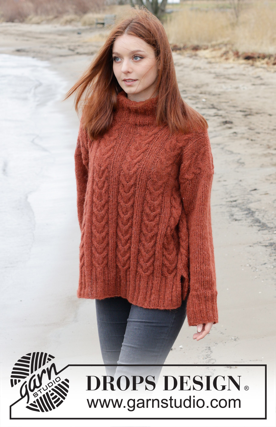 Flaming Heart Sweater / DROPS 245-10 - Strikket bluse DROPS Brushed Alpaca Silk. Arbejdet strikkes nedefra og op med snoninger, dobbelt halskant og slids i siderne. Størrelse S - XXXL.