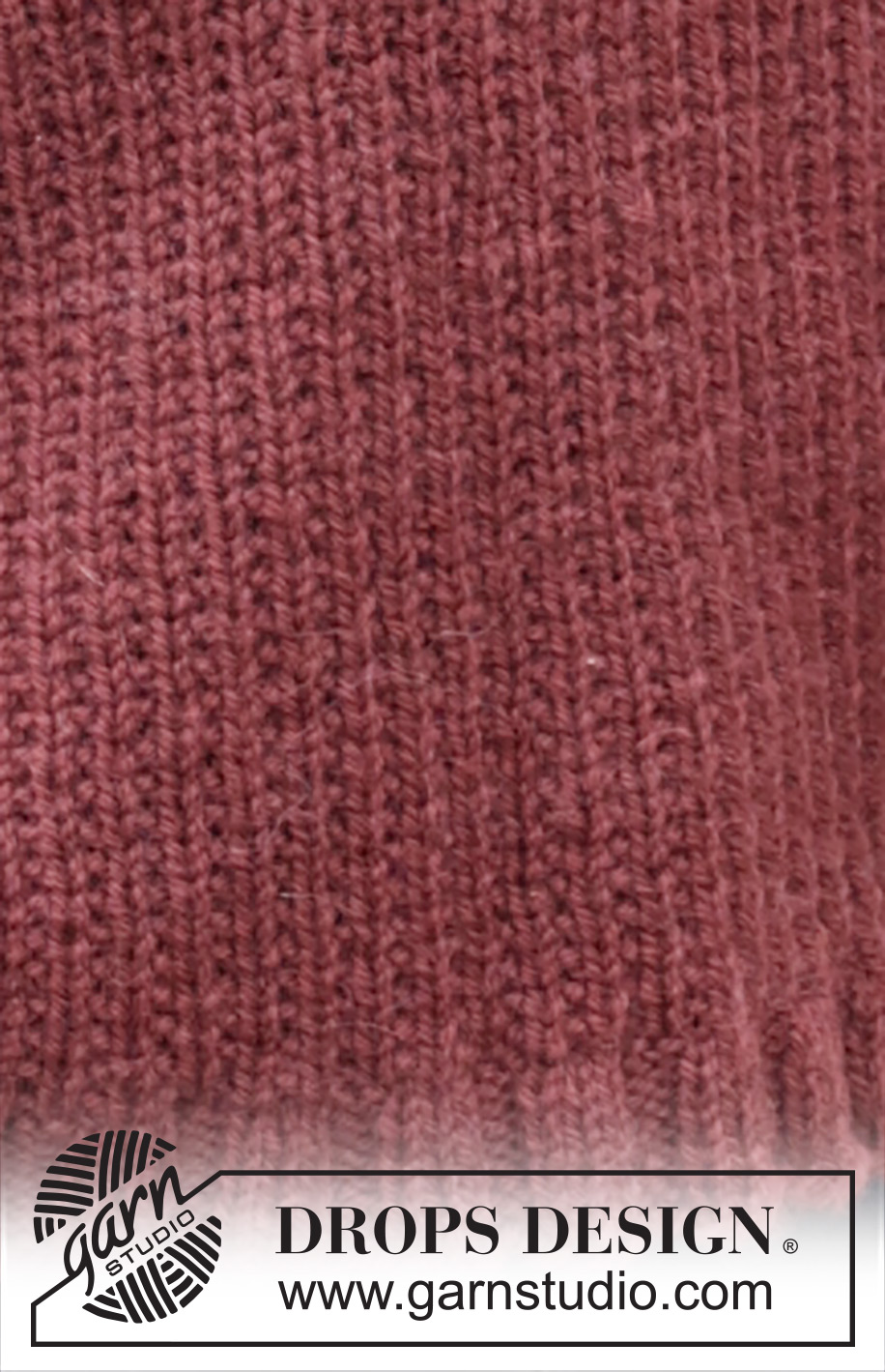 Rustic Berry Sweater / DROPS 245-26 - Strikket bluse i DROPS Nepal. Arbejdet strikkes nedefra og op med reliefmønster, skrå skulder og høj hals. Størrelse S - XXXL.