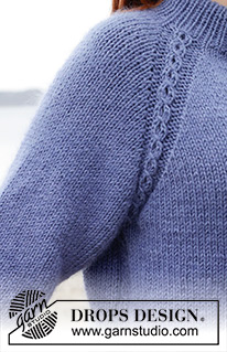 Moonlit Ocean Cardigan / DROPS 245-35 - Kötött kardigán DROPS Merino Extra Fine és DROPS Kid Silk fonalból fentről lefelé irányban készítjük, dupla szegéllyel a nyakkivágásnál, raglán szabásvonallal, csavartmintával és az oldalán hasítékkal S - XXXL méretekben.