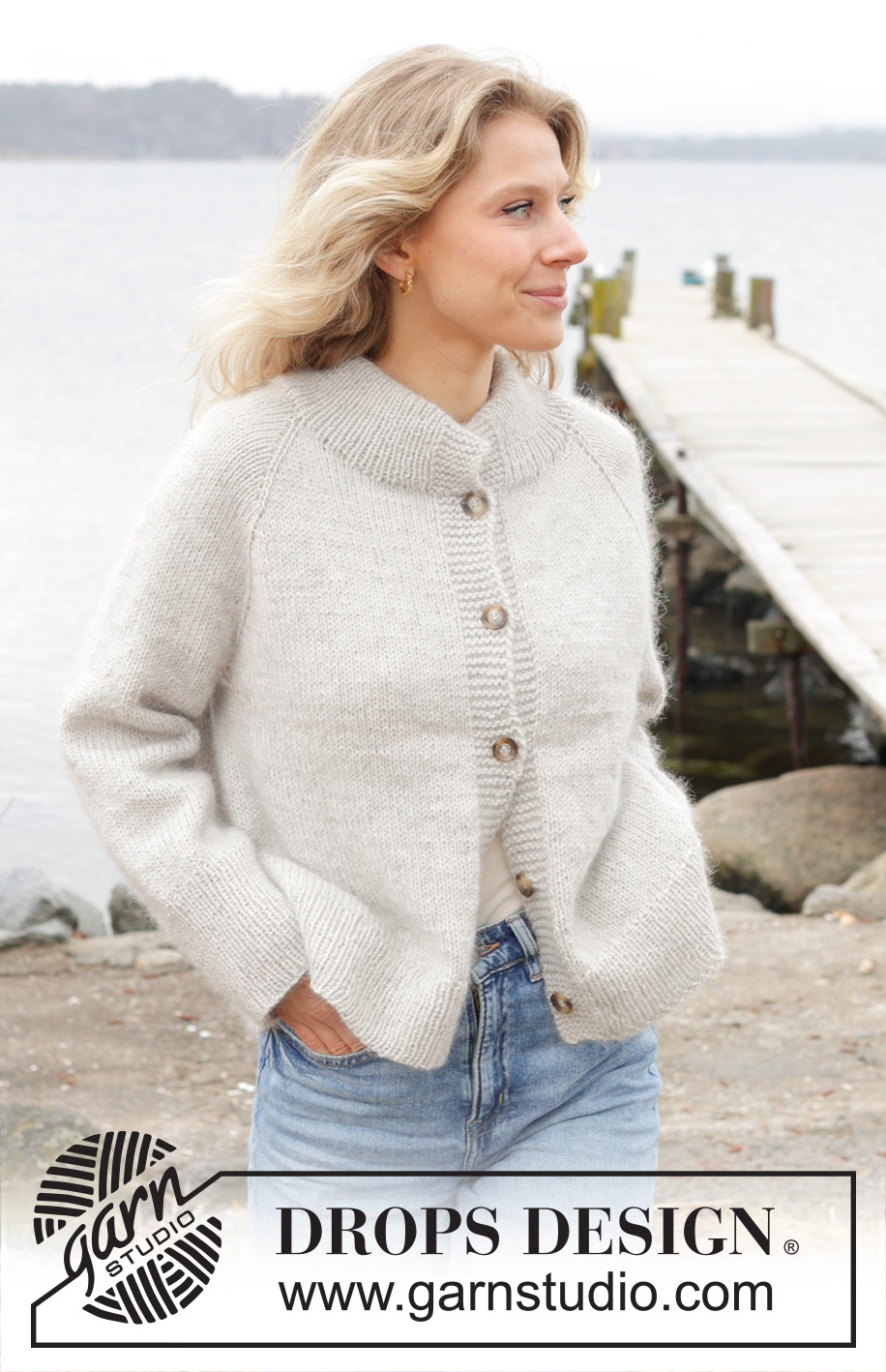 Moon Mist Cardigan / DROPS 245-8 - Gebreid vest in DROPS Lima en DROPS Kid-Silk. Het werk wordt van boven naar beneden gebreid met raglan, dubbele halsrand en split in de zijkanten. Maten S - XXXL.