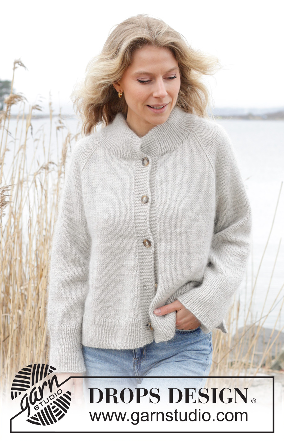 Moon Mist Cardigan / DROPS 245-8 - Gebreid vest in DROPS Lima en DROPS Kid-Silk. Het werk wordt van boven naar beneden gebreid met raglan, dubbele halsrand en split in de zijkanten. Maten S - XXXL.