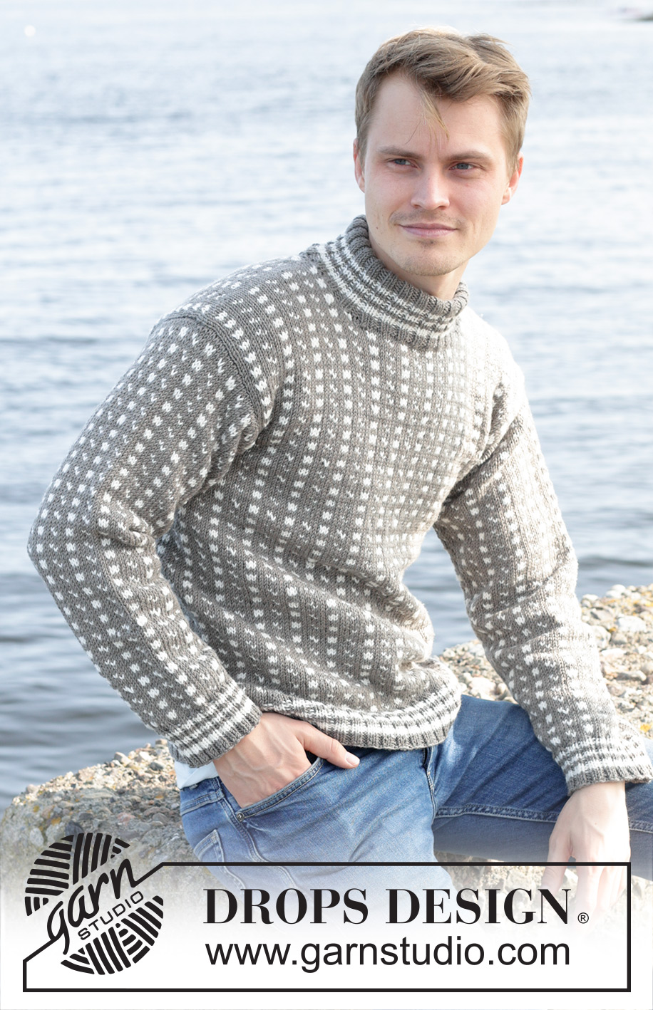 Winter Twilight / DROPS 246-1 - Gebreide trui voor heren in DROPS Merino Extra Fine. Het werk wordt van onder naar boven gebreid met Scandinavisch/IJslands patroon, dubbele halsrand en ingenaaide mouwen. Maten S - XXXL.