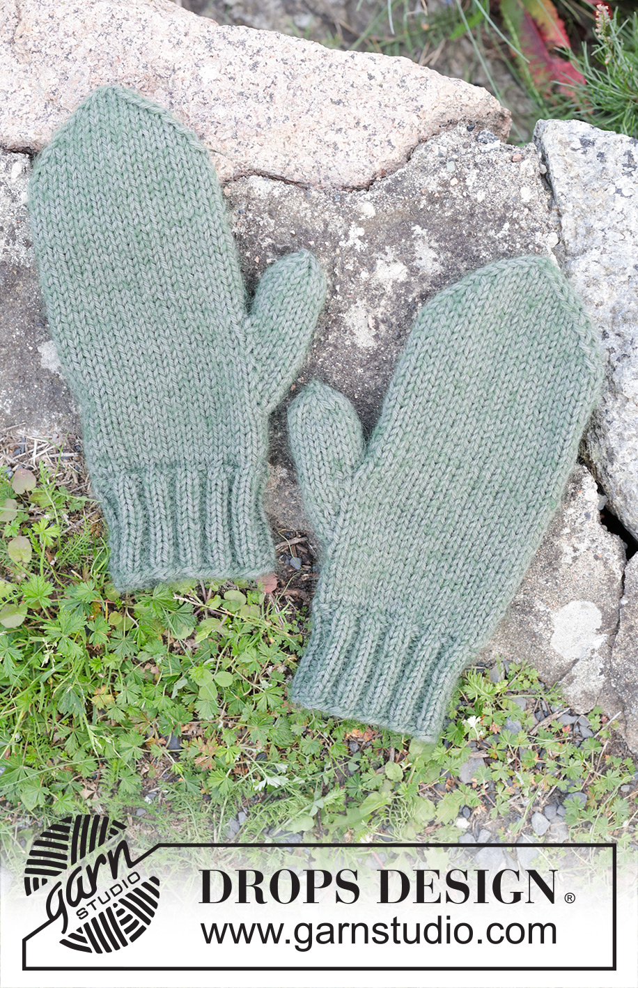Memphis Road Mittens / DROPS 246-19 - Gebreide wanten voor heren in DROPS Lima en DROPS Kid-Silk. Het werk wordt van onder naar boven gebreid met tricotsteek.