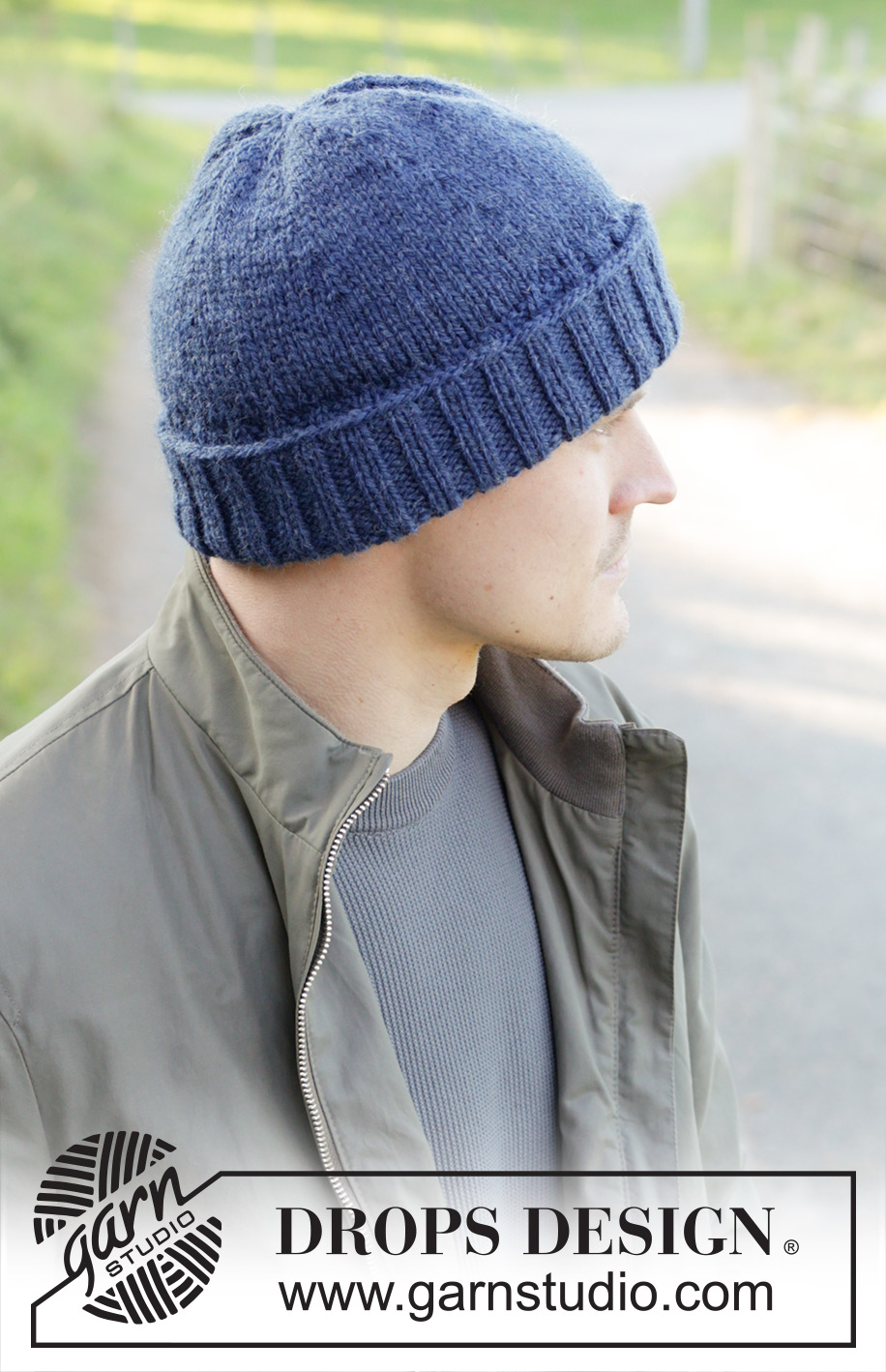 Erikstad Hat / DROPS 246-29 - Knitted hat for men in DROPS Alaska. The piece is worked bottom up in stocking stitch with a ribbing edge. Size S – XL.
