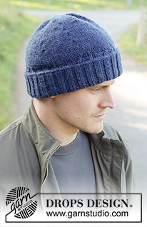 Erikstad Hat / DROPS 246-29 - Knitted hat for men in DROPS Alaska. The piece is worked bottom up in stocking stitch with a ribbing edge. Size S – XL.