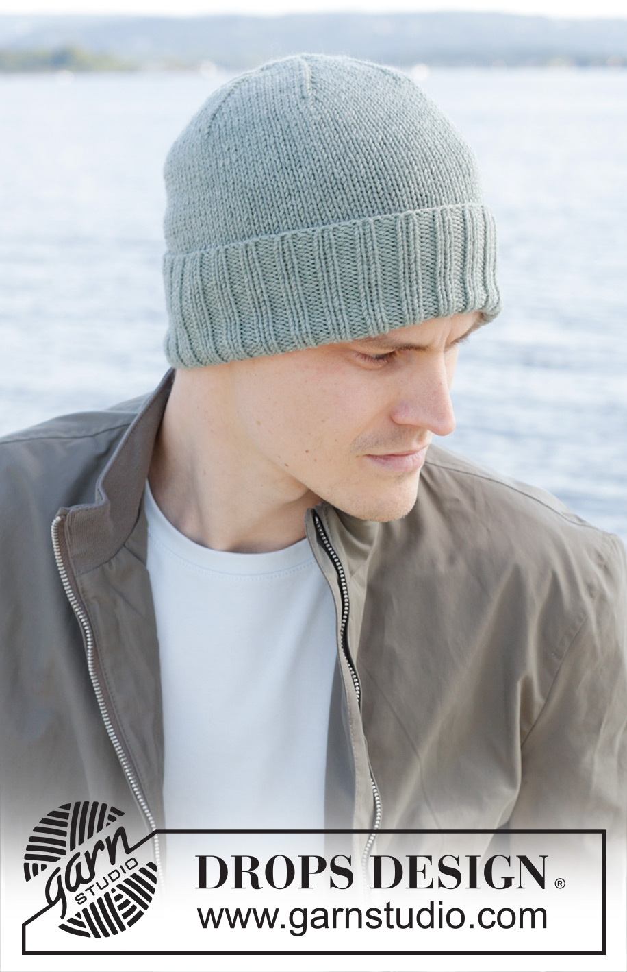 Leknes Hat / DROPS 246-32 - Knitted hat for men in DROPS Merino Extra Fine or DROPS Fiesta. Size M - XL
