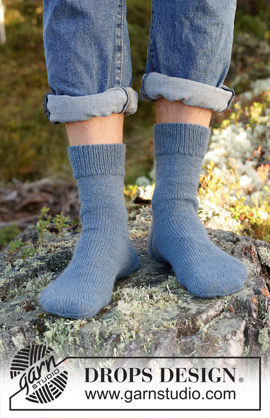 Seaside Streakers / DROPS 246-38 - Calcetines a punto para hombre en DROPS Nord. La labor está realizada de arriba abajo. Tallas 38 - 46.