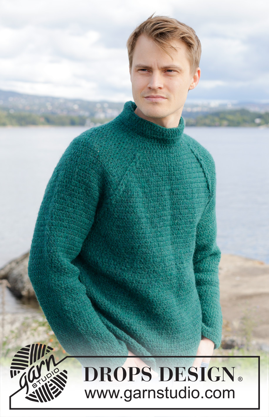 Irish Hill / DROPS 246-5 - Gehäkelter Pullover für Herren in DROPS Air. Die Arbeit wird von oben nach unten mit Raglan, Zopfmuster und langen Ärmeln gehäkelt. Größe S - XXXL.