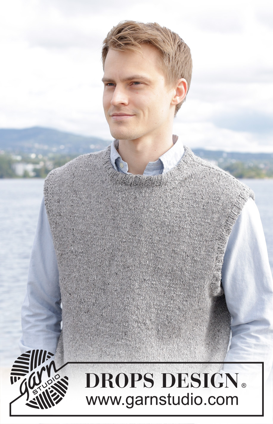 Urban Fog Vest / DROPS 246-6 - Gebreide top voor heren in DROPS Soft Tweed. Het werk wordt van onder naar boven gebreid met tricotsteek. Maten S - XXXL.