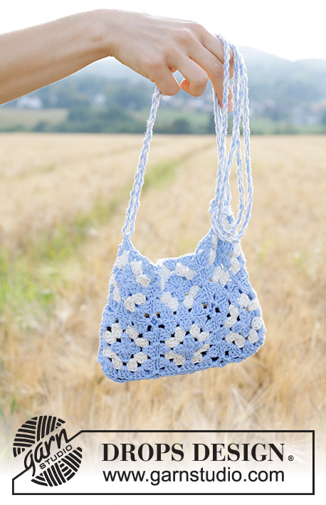 Seaside Daisy Bag / DROPS 247-10 - Virkad väska med mormorsrutor i DROPS Cotton Light.